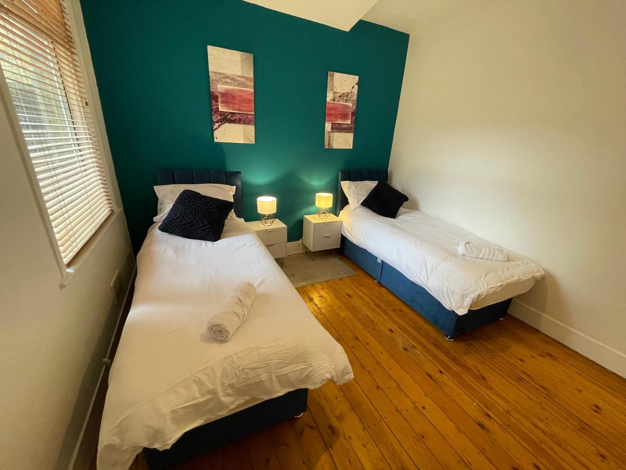 E10 Short Apartament *